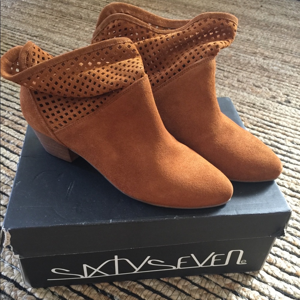 Anthropologie SixtySeven ankle booties